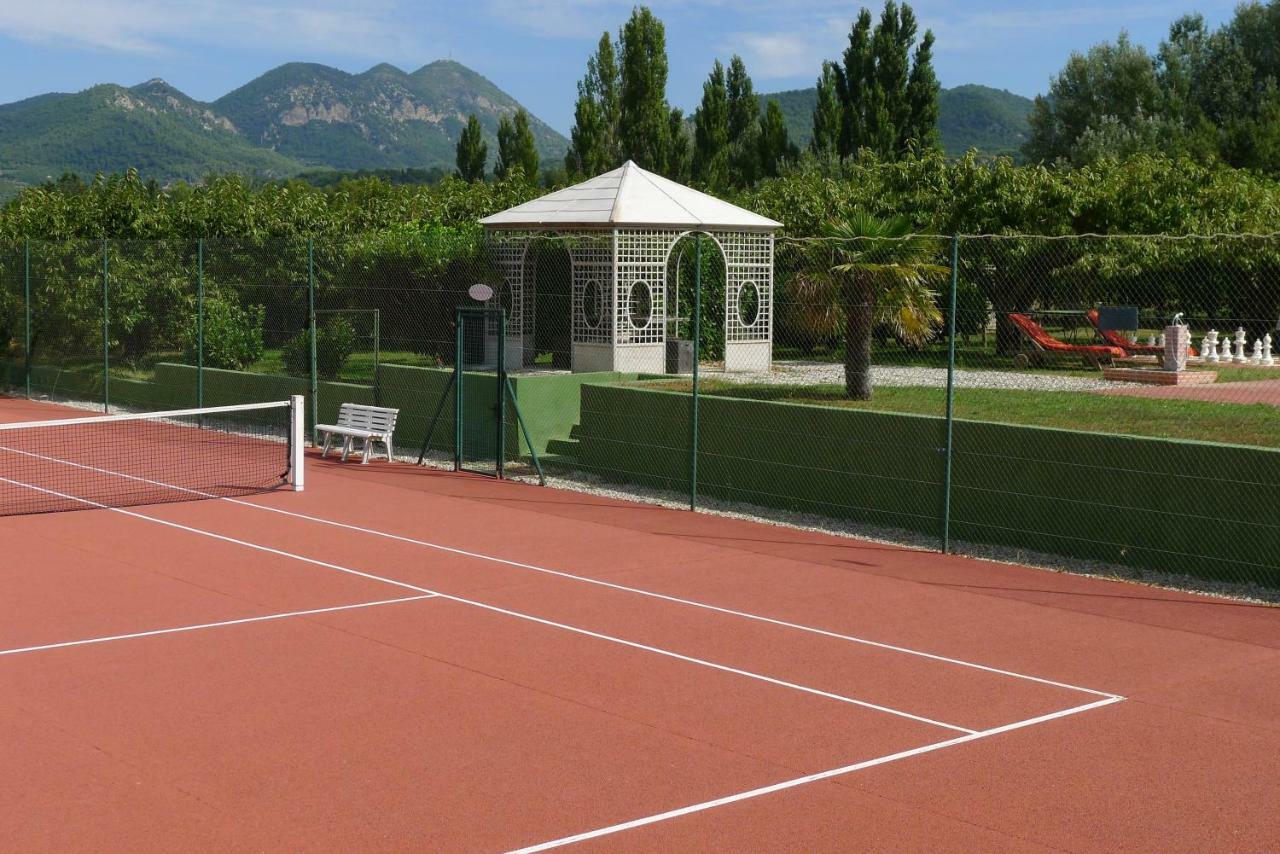 Вилла Les Piegonnaises - 2 Roulottes Экстерьер фото
